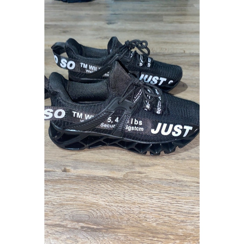 Youth Just So So Unisex Athletic Shoes, Black, sz‎ 36 (US 4)